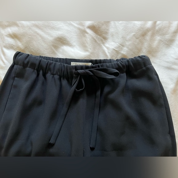 Aritzia Babaton Jimmy Pant Pull-on ankle pant - Picture 8 of 8